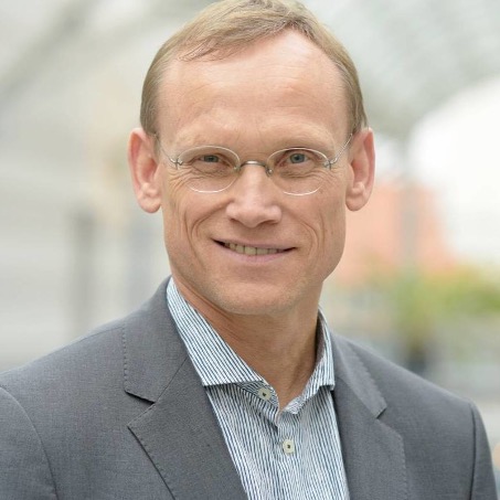 Prof. Dr. Christoph Correll